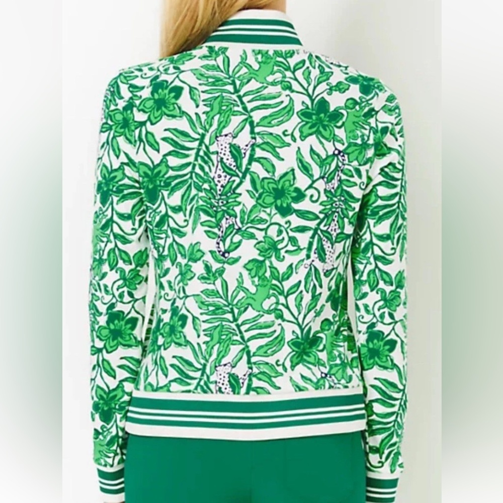 NWOT Lilly Pulitzer Luxletic Regate Jacket Lil Escape Plan Size Large Brand New! - Picture 5 of 13